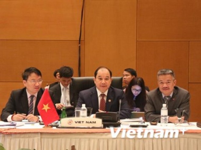 ບັນດາປະເທດອາຊີຕາເວັນອອກເພີ່ມທະວີການຮ່ວມມືພັດທະນາເສດຖະກິດພາກພື້ນ